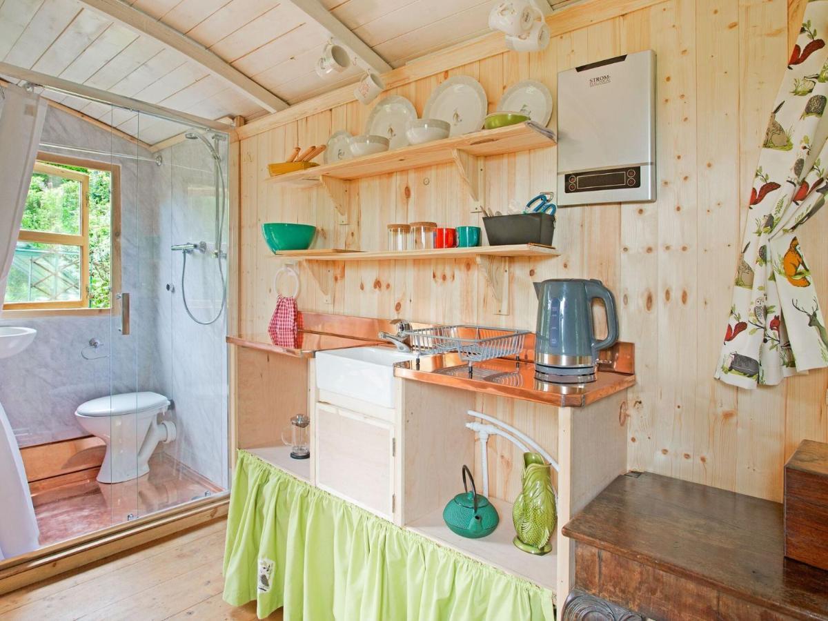 Hill View Holiday Home With Garden 톤턴 외부 사진