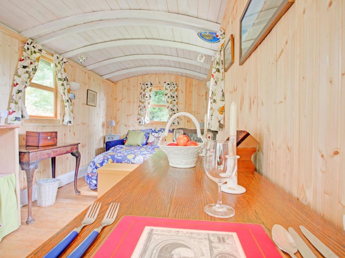 Hill View Holiday Home With Garden 톤턴 외부 사진