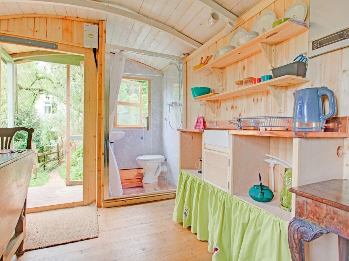 Hill View Holiday Home With Garden 톤턴 외부 사진
