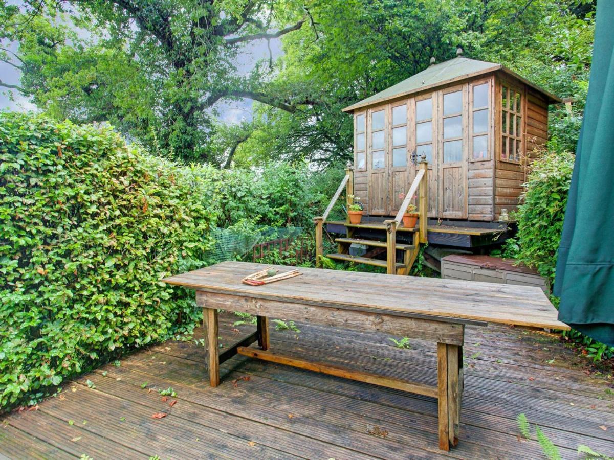 Hill View Holiday Home With Garden 톤턴 외부 사진