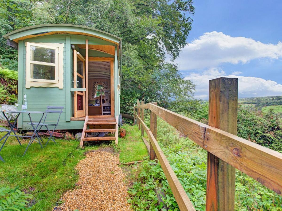 Hill View Holiday Home With Garden 톤턴 외부 사진